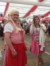 BadSCHUSSENRIED-Dirndl-Weltrekord-141004-04-10-2014-Bodenseecommunity-seechat_de-DSCF4770.JPG