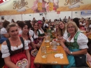 BadSCHUSSENRIED-Dirndl-Weltrekord-141004-04-10-2014-Bodenseecommunity-seechat_de-DSCF4810.JPG