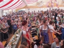 BadSCHUSSENRIED-Dirndl-Weltrekord-141004-04-10-2014-Bodenseecommunity-seechat_de-DSCF4819.JPG