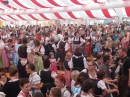 BadSCHUSSENRIED-Dirndl-Weltrekord-141004-04-10-2014-Bodenseecommunity-seechat_de-DSCF4821.JPG