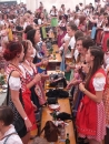 BadSCHUSSENRIED-Dirndl-Weltrekord-141004-04-10-2014-Bodenseecommunity-seechat_de-DSCF4829.JPG