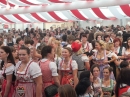 BadSCHUSSENRIED-Dirndl-Weltrekord-141004-04-10-2014-Bodenseecommunity-seechat_de-DSCF4912.JPG