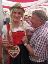 BadSCHUSSENRIED-Dirndl-Weltrekord-141004-04-10-2014-Bodenseecommunity-seechat_de-DSCF4947.JPG