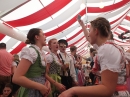 BadSCHUSSENRIED-Dirndl-Weltrekord-141004-04-10-2014-Bodenseecommunity-seechat_de-DSCF4985.JPG