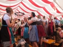 BadSCHUSSENRIED-Dirndl-Weltrekord-141004-04-10-2014-Bodenseecommunity-seechat_de-DSCF4986.JPG