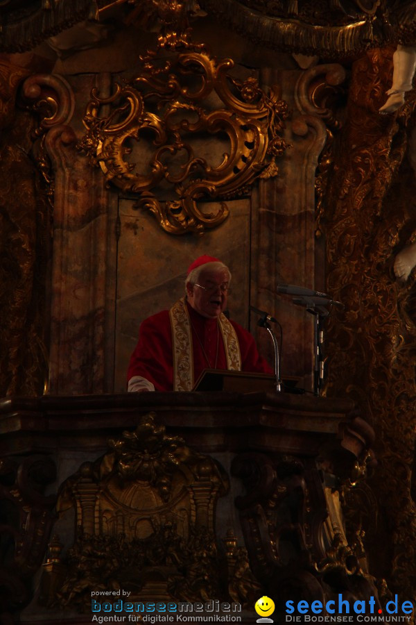 Festgottesdienst in der Basilika mit einer Lichterprozession: Weingarten, 2