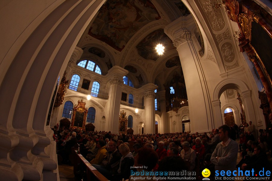 Festgottesdienst in der Basilika mit einer Lichterprozession: Weingarten, 2