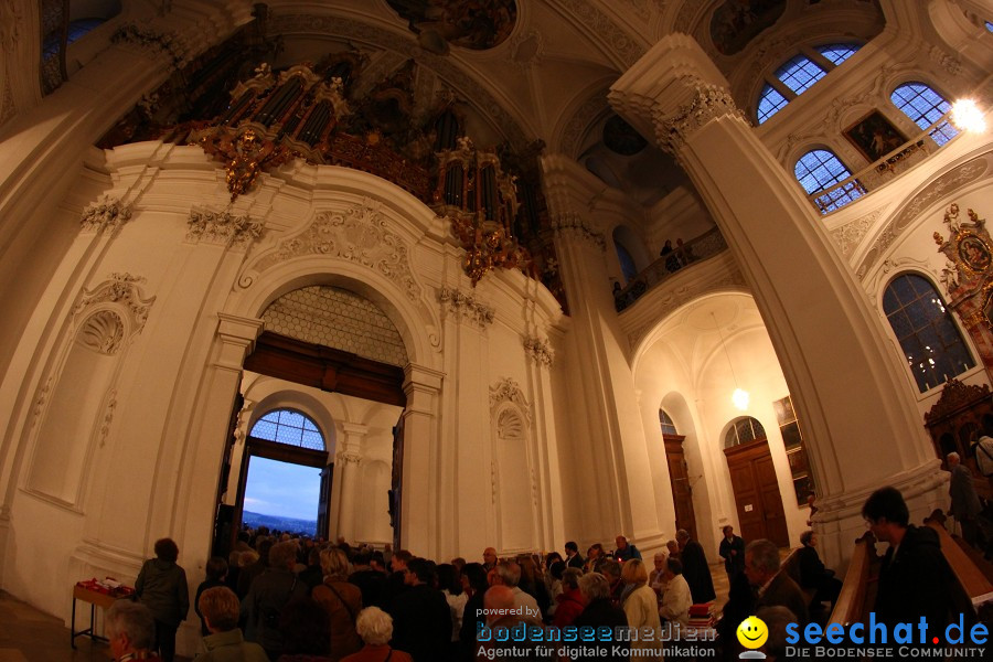 Festgottesdienst in der Basilika mit einer Lichterprozession: Weingarten, 2