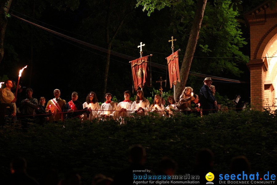 Festgottesdienst in der Basilika mit einer Lichterprozession: Weingarten, 2