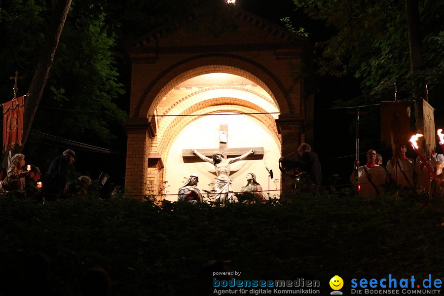 Festgottesdienst in der Basilika mit einer Lichterprozession: Weingarten, 2