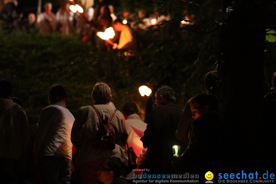 Festgottesdienst in der Basilika mit einer Lichterprozession: Weingarten, 2