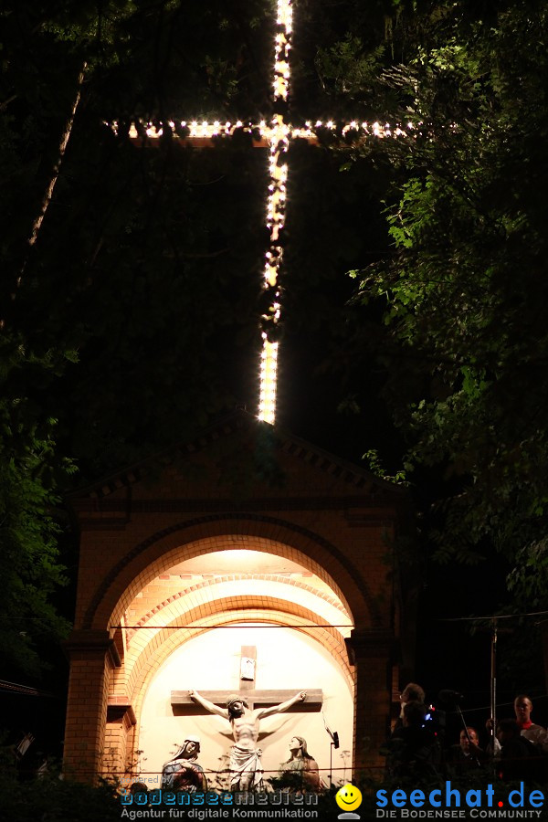 Festgottesdienst in der Basilika mit einer Lichterprozession: Weingarten, 2