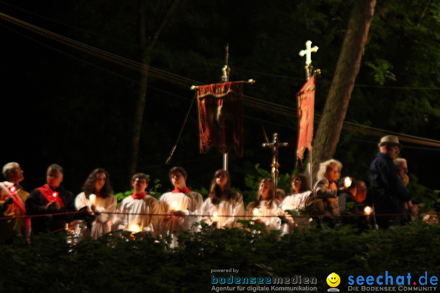 Festgottesdienst in der Basilika mit einer Lichterprozession: Weingarten, 2