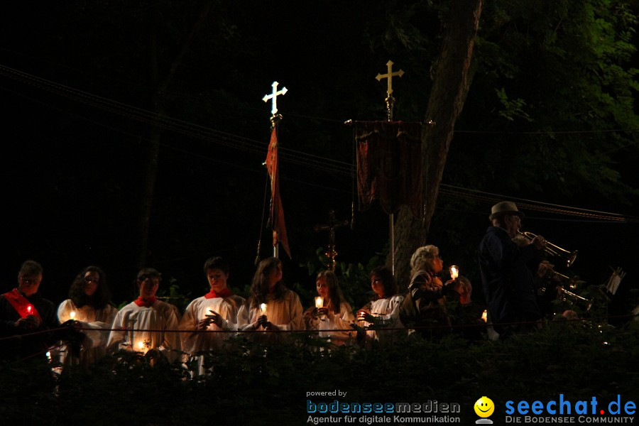 Festgottesdienst in der Basilika mit einer Lichterprozession: Weingarten, 2