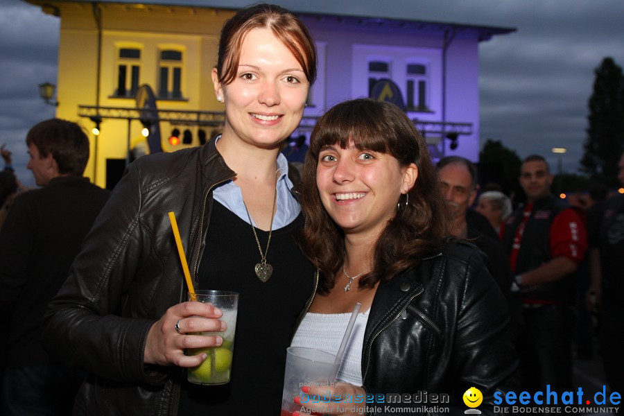 Fliegerparty am 5. Internationalen Seehafenfliegen 2011: Lindau am Bodensee