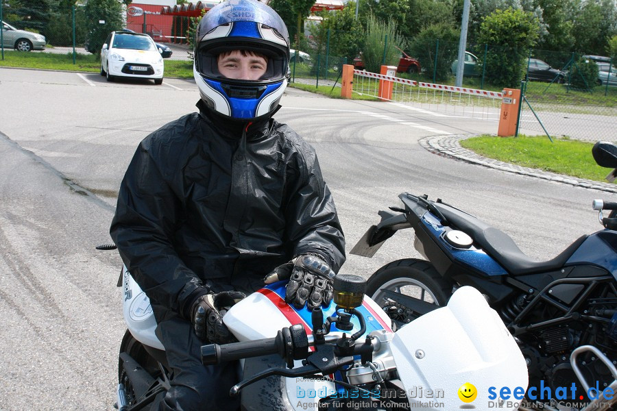 seechat.de Motorradtag: BMW-Wiedereinsteigertraining auf der ADAC-Fahrsiche