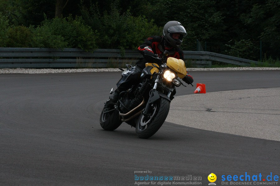 seechat.de Motorradtag: BMW-Wiedereinsteigertraining auf der ADAC-Fahrsiche