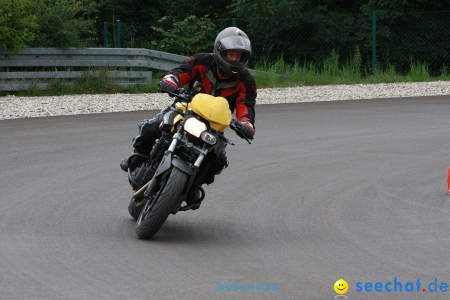 seechat.de Motorradtag: BMW-Wiedereinsteigertraining auf der ADAC-Fahrsiche