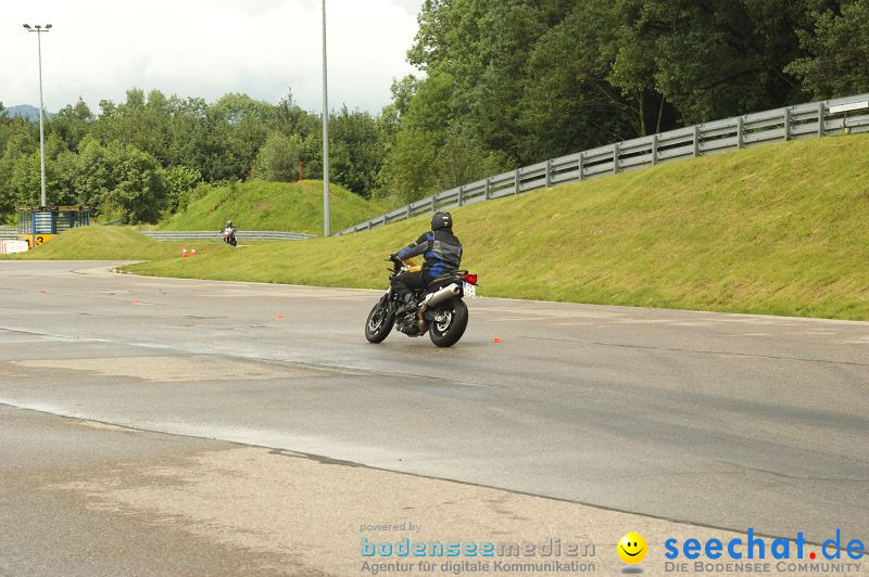 seechat.de Motorradtag: BMW-Wiedereinsteigertraining auf der ADAC-Fahrsiche