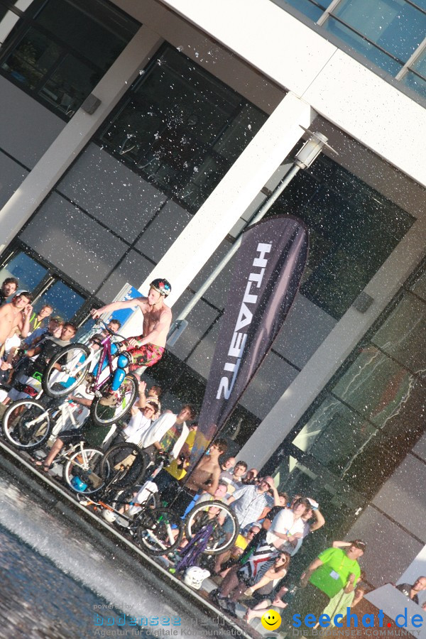 LAKEJUMP: Messe EUROBIKE 2011: Friedrichshafen am Bodensee, 01.09.2011