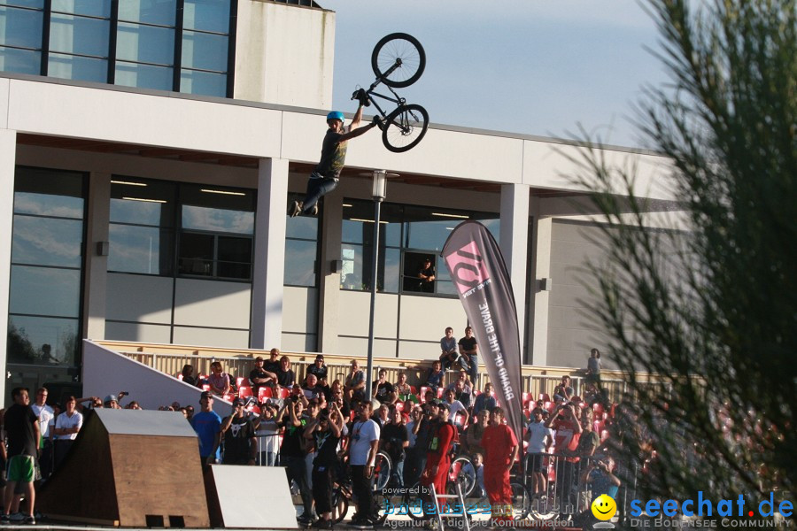 LAKEJUMP: Messe EUROBIKE 2011: Friedrichshafen am Bodensee, 01.09.2011