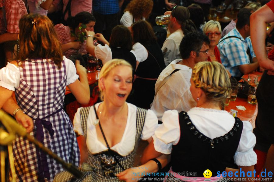 Wiesn-boot-XXL-Ueberlingen-100911-Bodensee-Community-SEECHAT_DE-_08.JPG