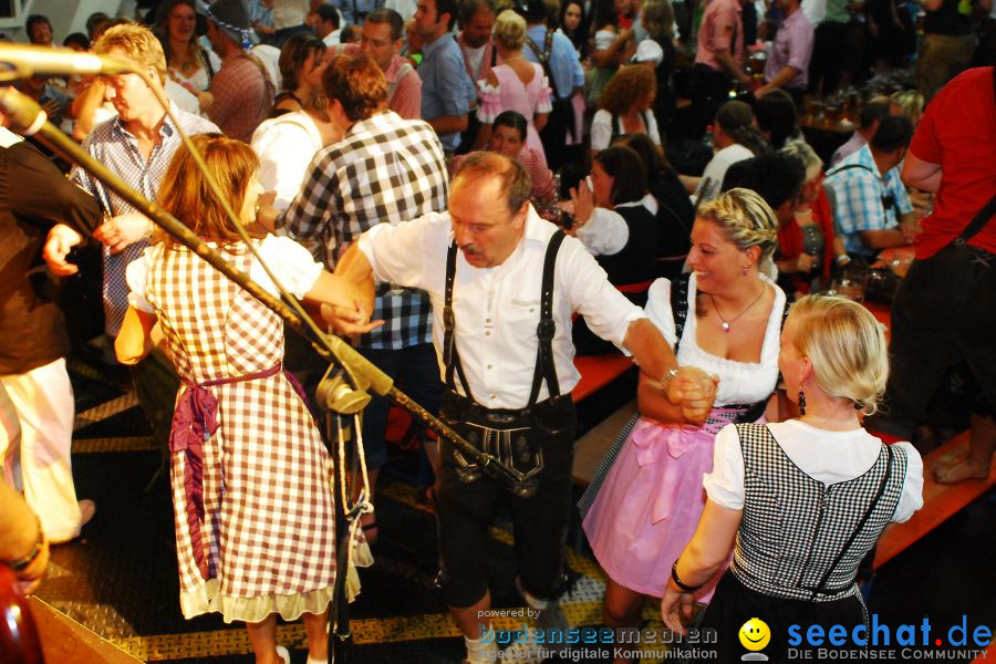 Wiesn-boot-XXL-Ueberlingen-100911-Bodensee-Community-SEECHAT_DE-_139.JPG