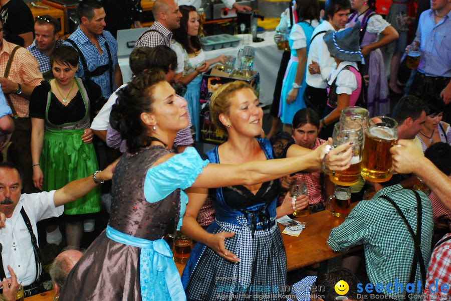 Wiesn-boot-XXL-Ueberlingen-100911-Bodensee-Community-SEECHAT_DE-_141.JPG