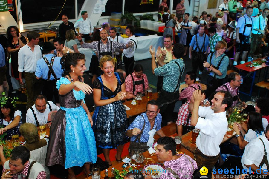 Wiesn-boot-XXL-Ueberlingen-100911-Bodensee-Community-SEECHAT_DE-_142.JPG