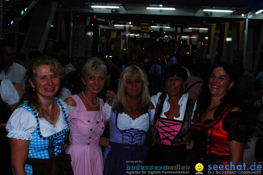 Wiesn-boot-XXL-Ueberlingen-100911-Bodensee-Community-SEECHAT_DE-_155.JPG