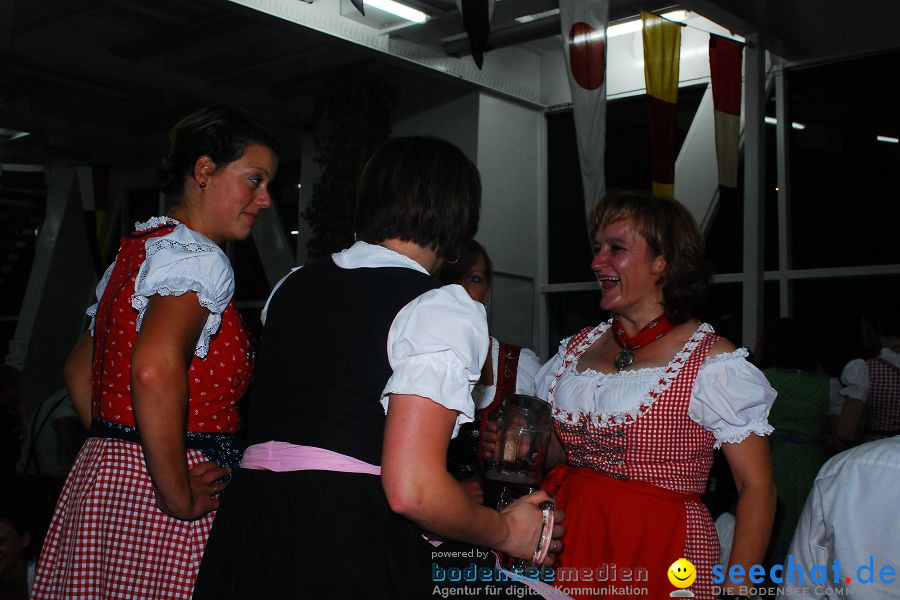 Wiesn-boot-XXL-Ueberlingen-100911-Bodensee-Community-SEECHAT_DE-_162.JPG