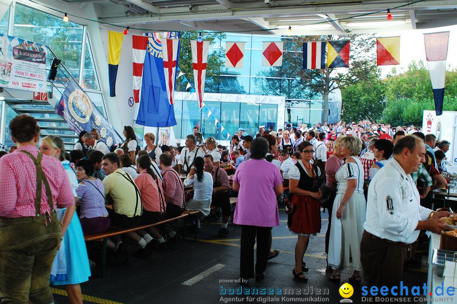 Wiesn-boot-XXL-Ueberlingen-100911-Bodensee-Community-SEECHAT_DE-_235.JPG