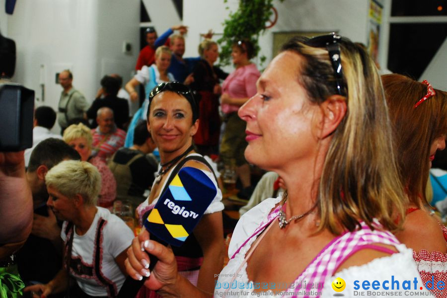 Wiesn-boot-XXL-Ueberlingen-100911-Bodensee-Community-SEECHAT_DE-_31.JPG