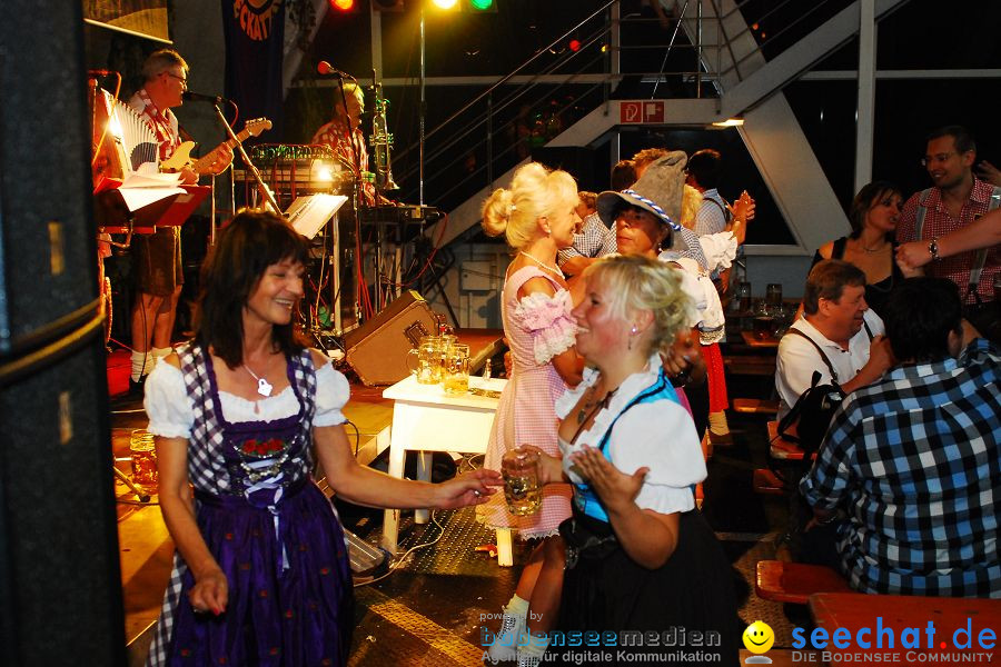 Wiesn-boot-XXL-Ueberlingen-100911-Bodensee-Community-SEECHAT_DE-_47.JPG