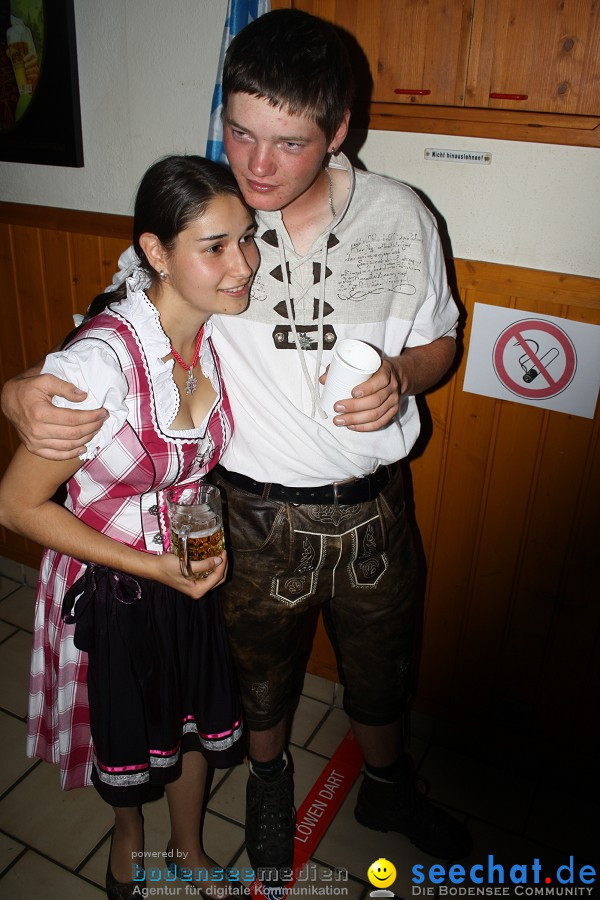 Oktoberfest im Bunker: Volkertshausen am Bodensee, 01.10.2011