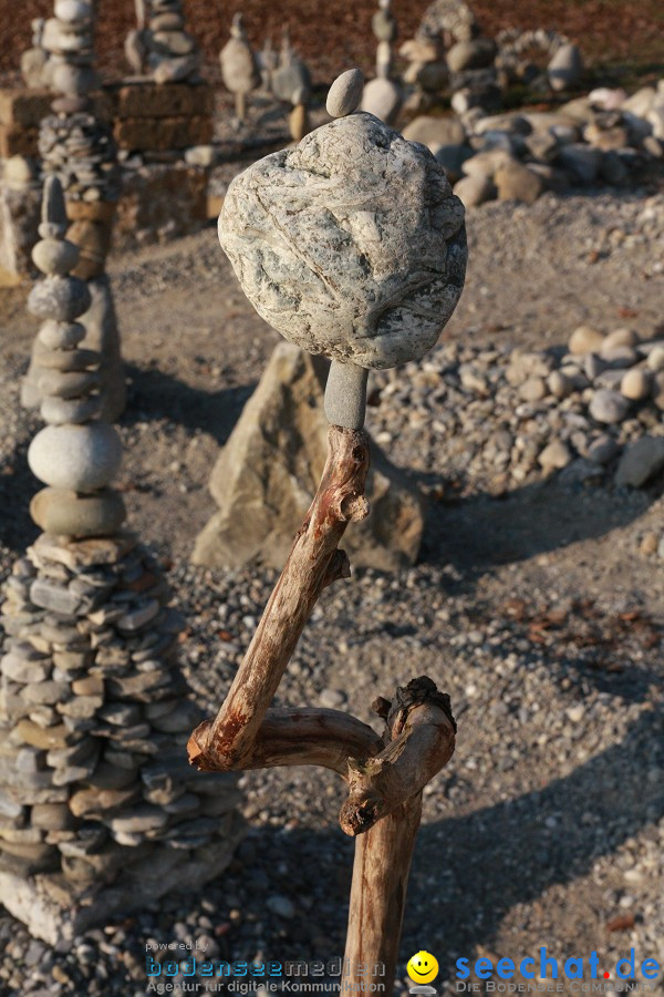 Stein-Balance by Volker Paul: Radolfzell am Bodensee, 12.11.2011