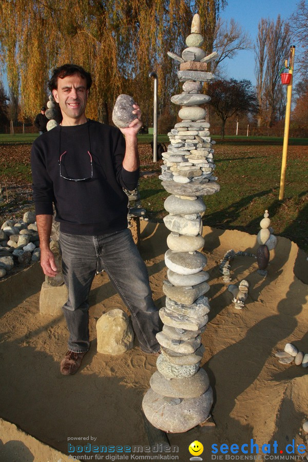 Stein-Balance by Volker Paul: Radolfzell am Bodensee, 12.11.2011