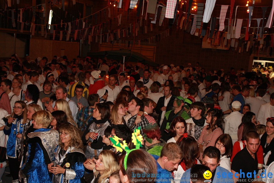 HEMDGLONKERBALL: Zizenhausen bei Stockach am Bodensee, 14.01.2012