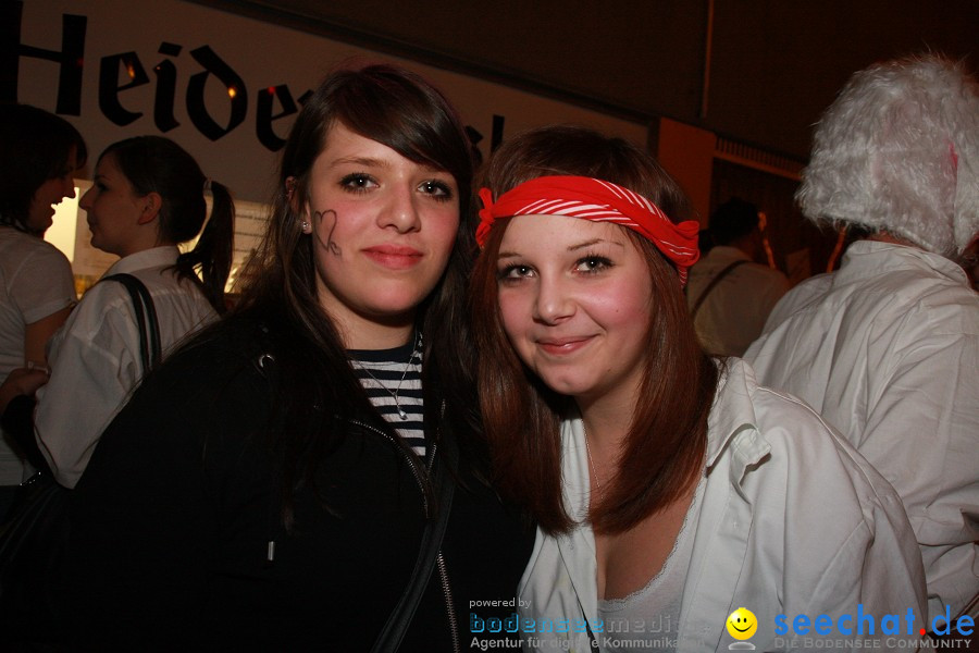 HEMDGLONKERBALL: Zizenhausen bei Stockach am Bodensee, 14.01.2012