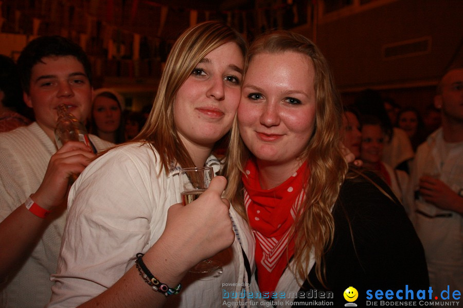 HEMDGLONKERBALL: Zizenhausen bei Stockach am Bodensee, 14.01.2012