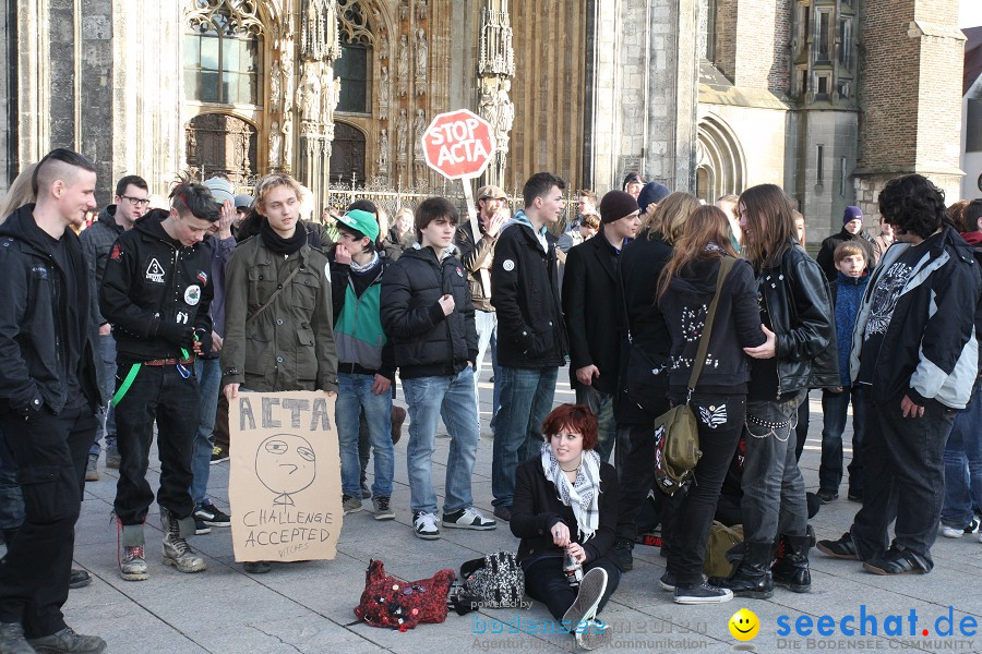 ACTA-Demo-Ulm-Muensterplatz-25022012-Bodensee-Community-SEECHAT_DE-IMG_8236.JPG