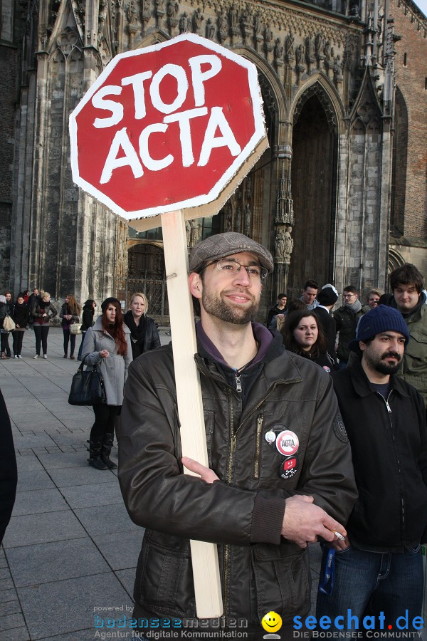 ACTA-Demo-Ulm-Muensterplatz-25022012-Bodensee-Community-SEECHAT_DE-IMG_8244.JPG