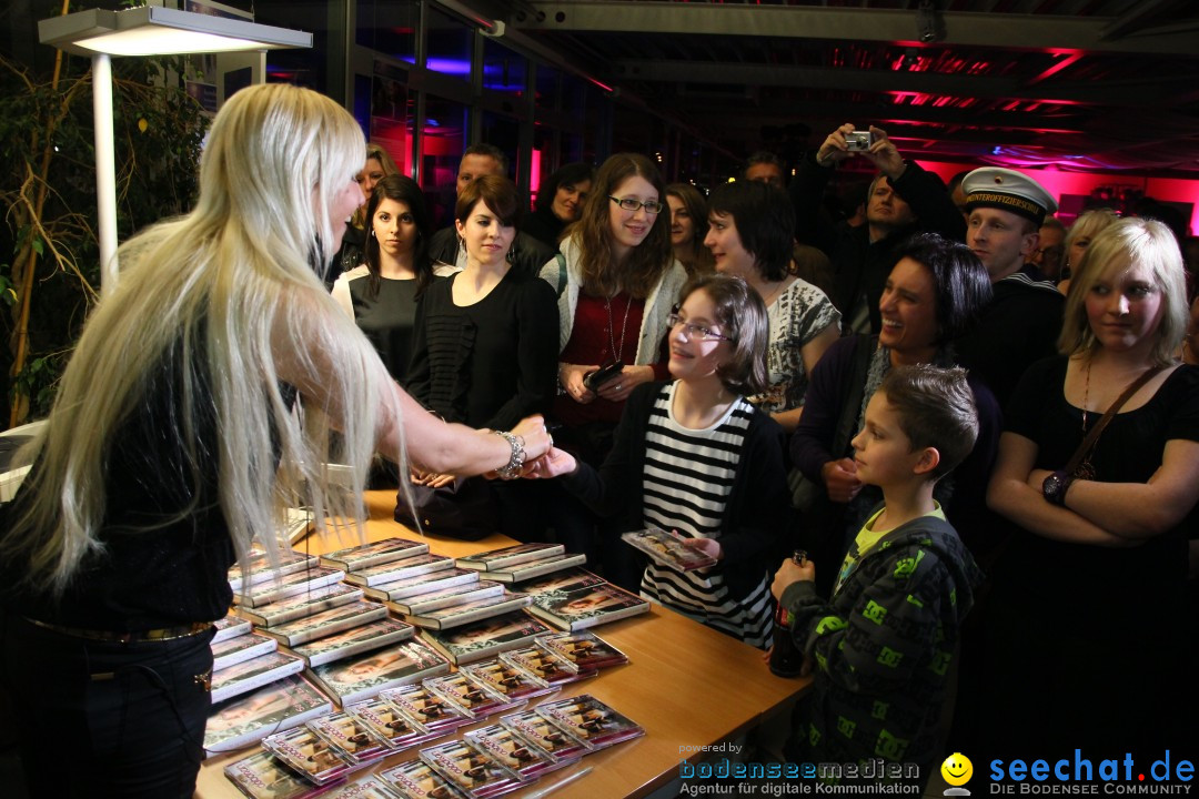 Deborah-Rosenkranz-CD-Release-VW-Zentrum-Singen-17032012-Bodensee-Community-seechat_de-_04.JPG