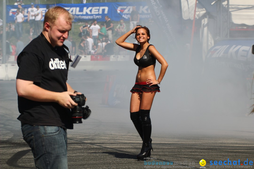 TUNING WORLD BODENSEE: Messe Friedrichshafen, 28.04.2012