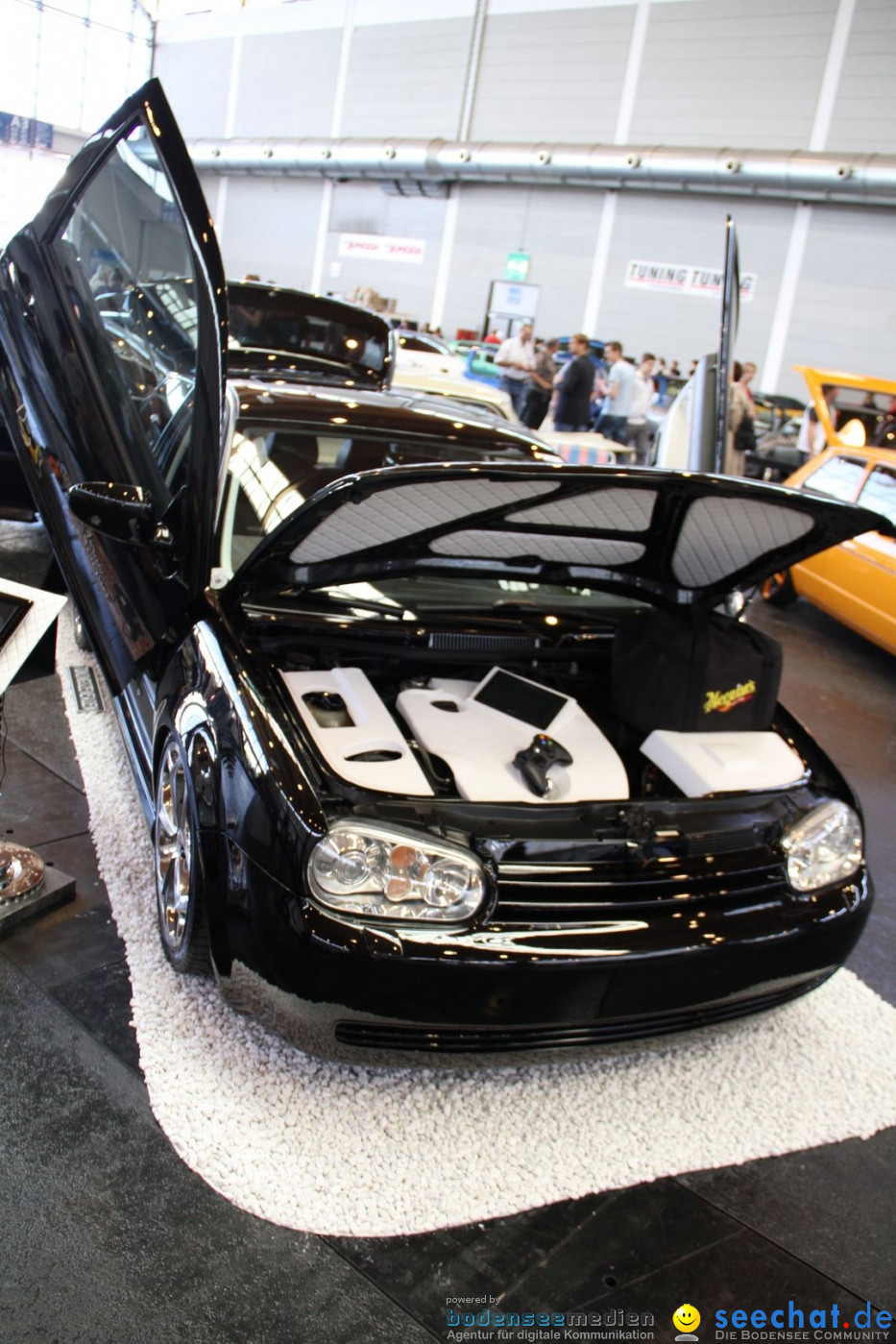 TUNING WORLD BODENSEE: Messe Friedrichshafen, 30.04.2012