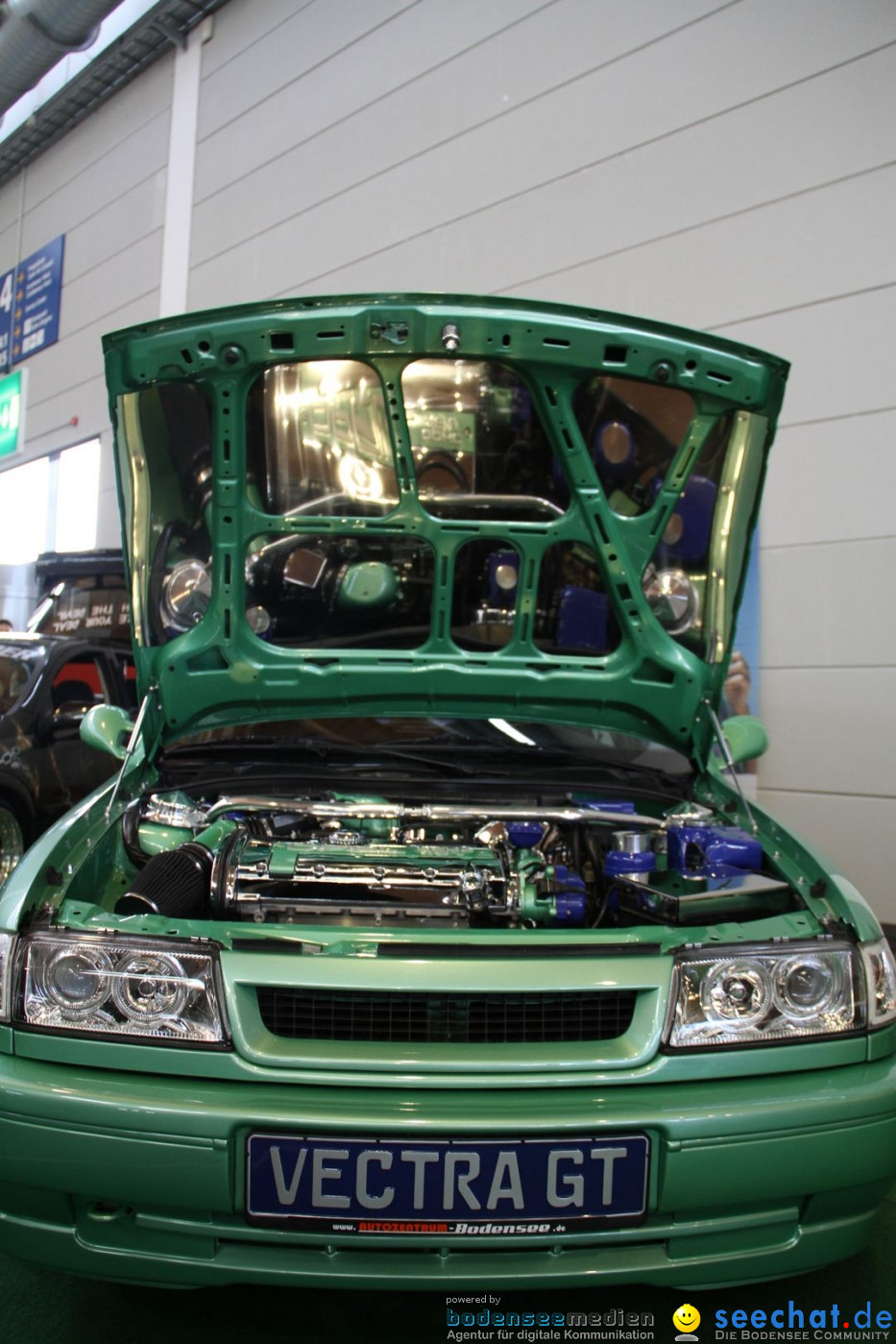 TUNING WORLD BODENSEE: Messe Friedrichshafen, 30.04.2012