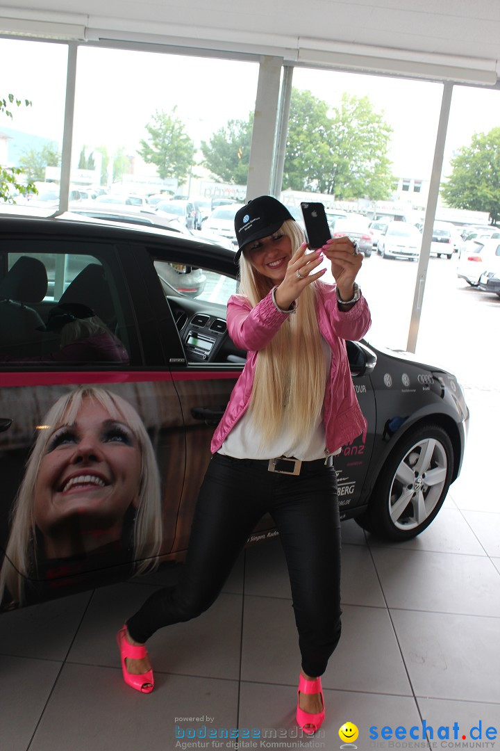 Deborah-Rosenkranz-Fahrzeug-VW-Zentrum-Singen-120612-Bodensee-Community-SEECHAT_DE-IMG_5289.JPG