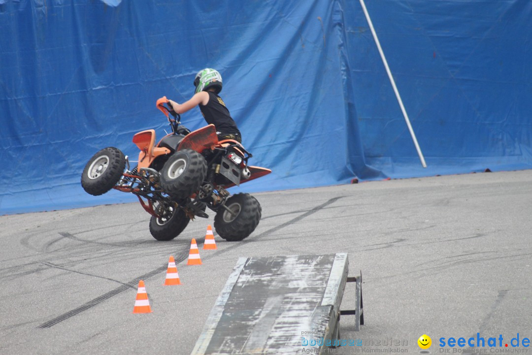 XXXXL-Monster-Truck-Show: Volkertshausen am Bodensee, 24.06.2012