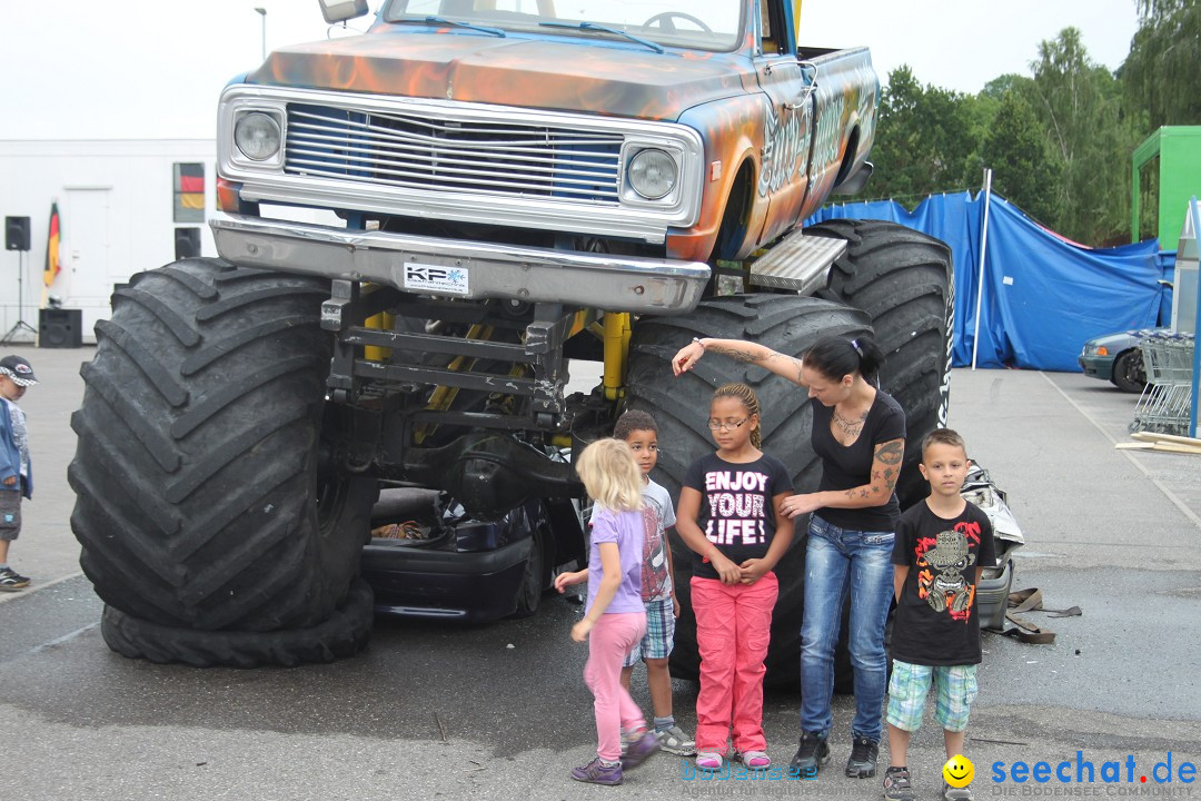 XXXXL-Monster-Truck-Show: Volkertshausen am Bodensee, 24.06.2012