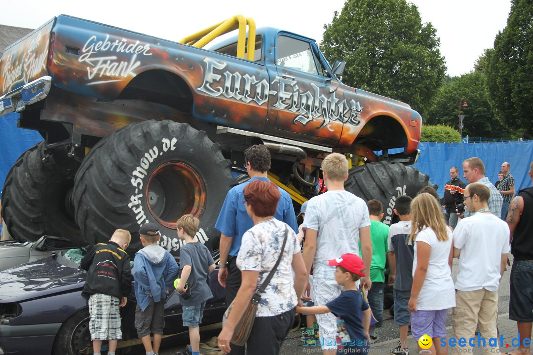 XXXXL-Monster-Truck-Show: Volkertshausen am Bodensee, 24.06.2012